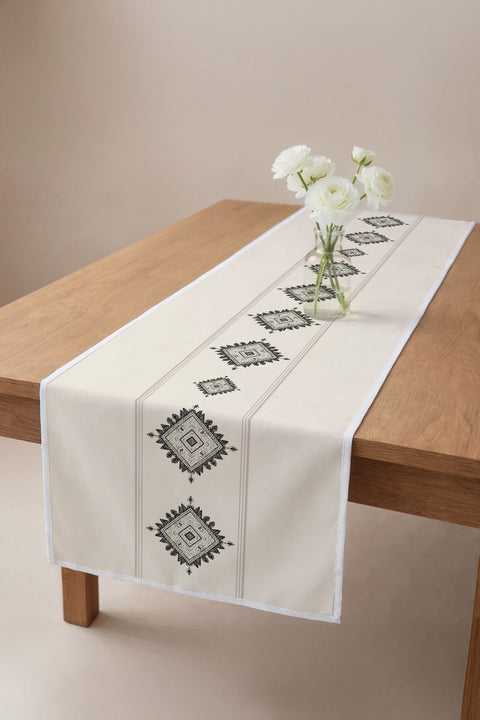 Krem Zemin Etnik Baklava Motifli Runner